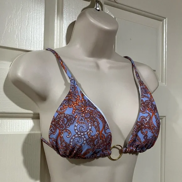 SHEIN Woman size small/medium cup B bikini swim top - Picture 1 of 9
